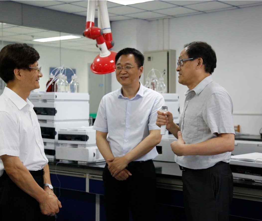 Latest company case about Meng Jianzhu, former member of the 18th Central Political Bureau and former secretary of the Central Political and Legal Committee, visited Xi'an Libang Pharmaceutical Research Institute